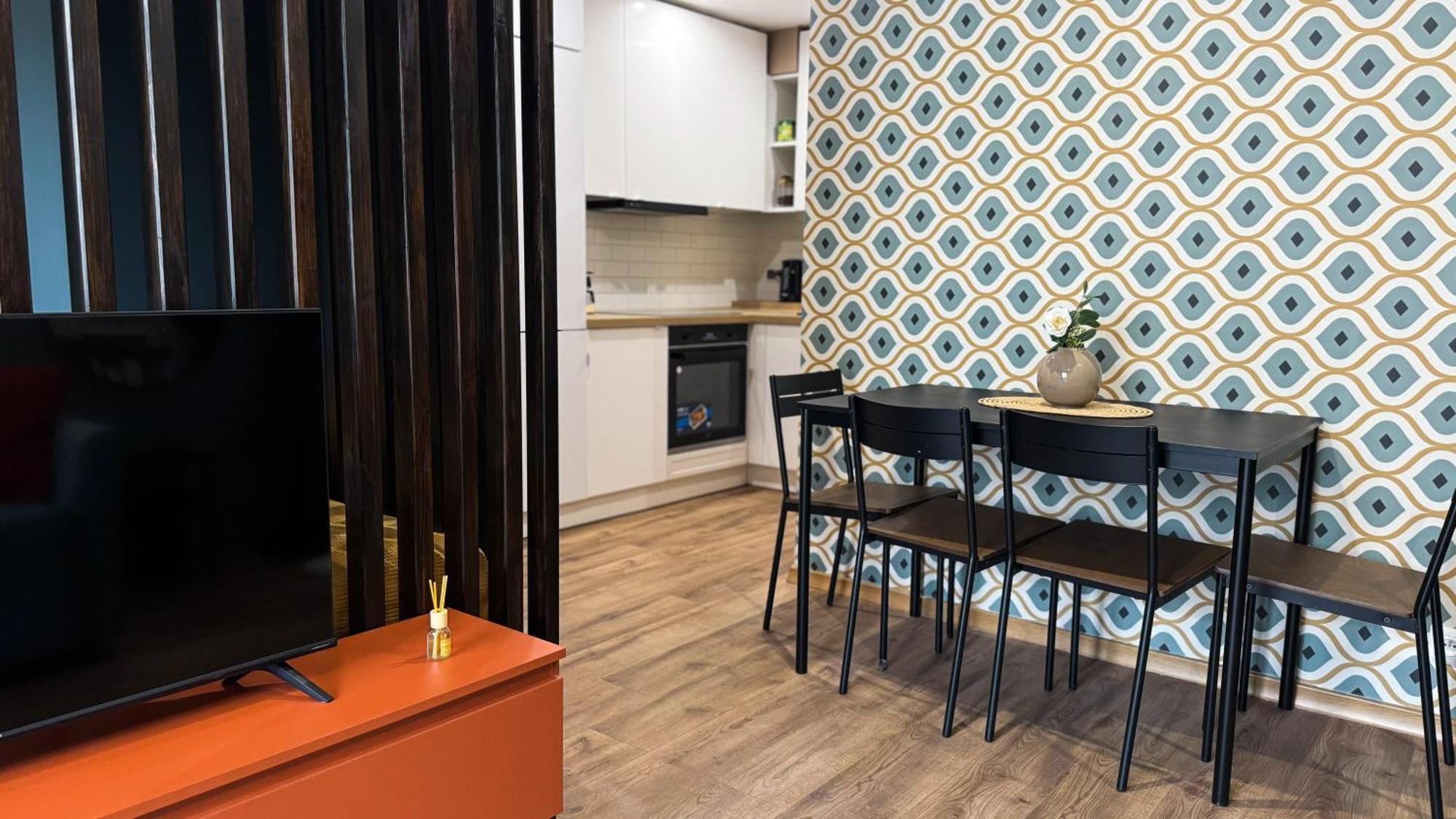 Apartment Orange With Balcony - Free Parking Warsaw